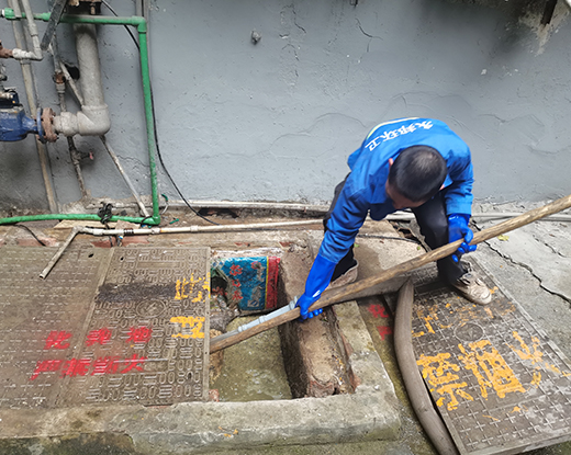 徐闻清掏化粪池