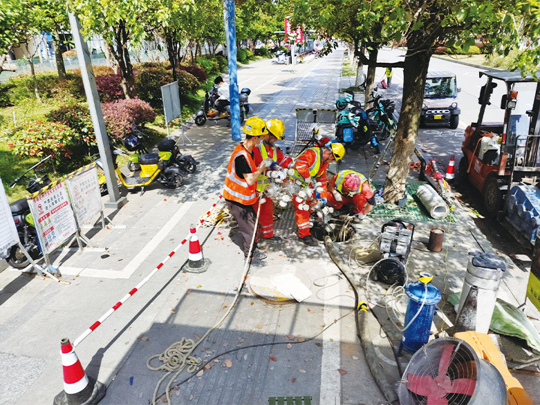  徐闻UV-CIPP紫外光固化修复